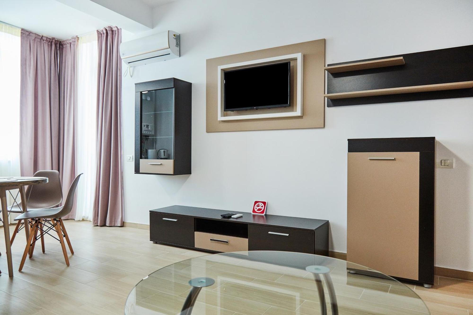 Excelsior Apartaments Mamaia Nord นาโวดาริ ภายนอก รูปภาพ